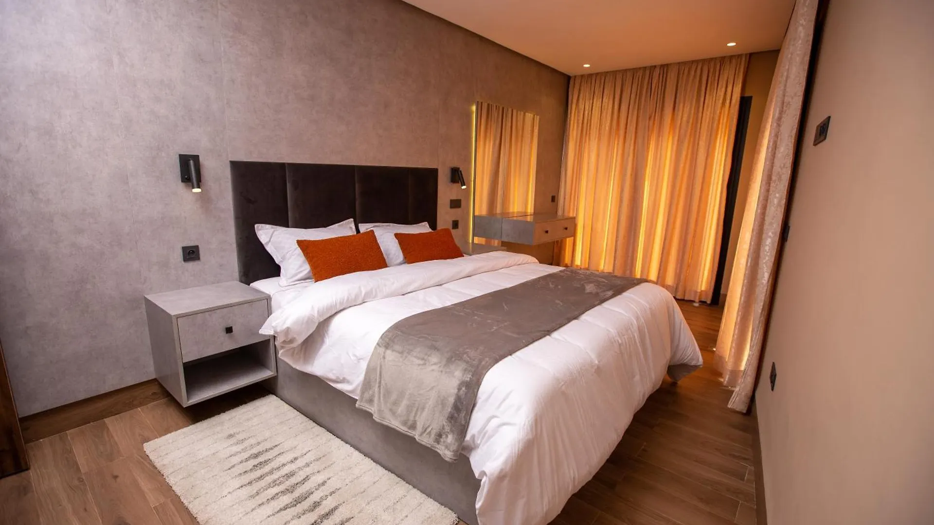 Apartment Elegance Et Prestige A Gueliz Appartement 3 Chambres Marrakesh